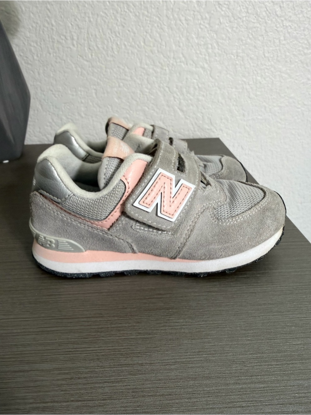 New Balance Kids Gray and Pink Hook-and-Loop Sneakers - Picture 6 of 6